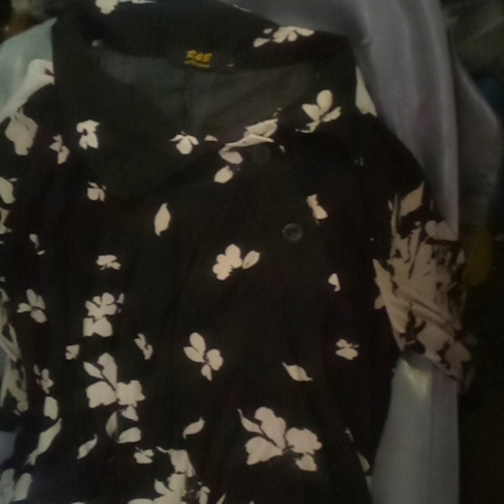 Floral black n white dress R&B collection size L